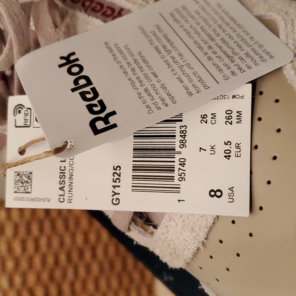 Shoes - Picture 4 of 4